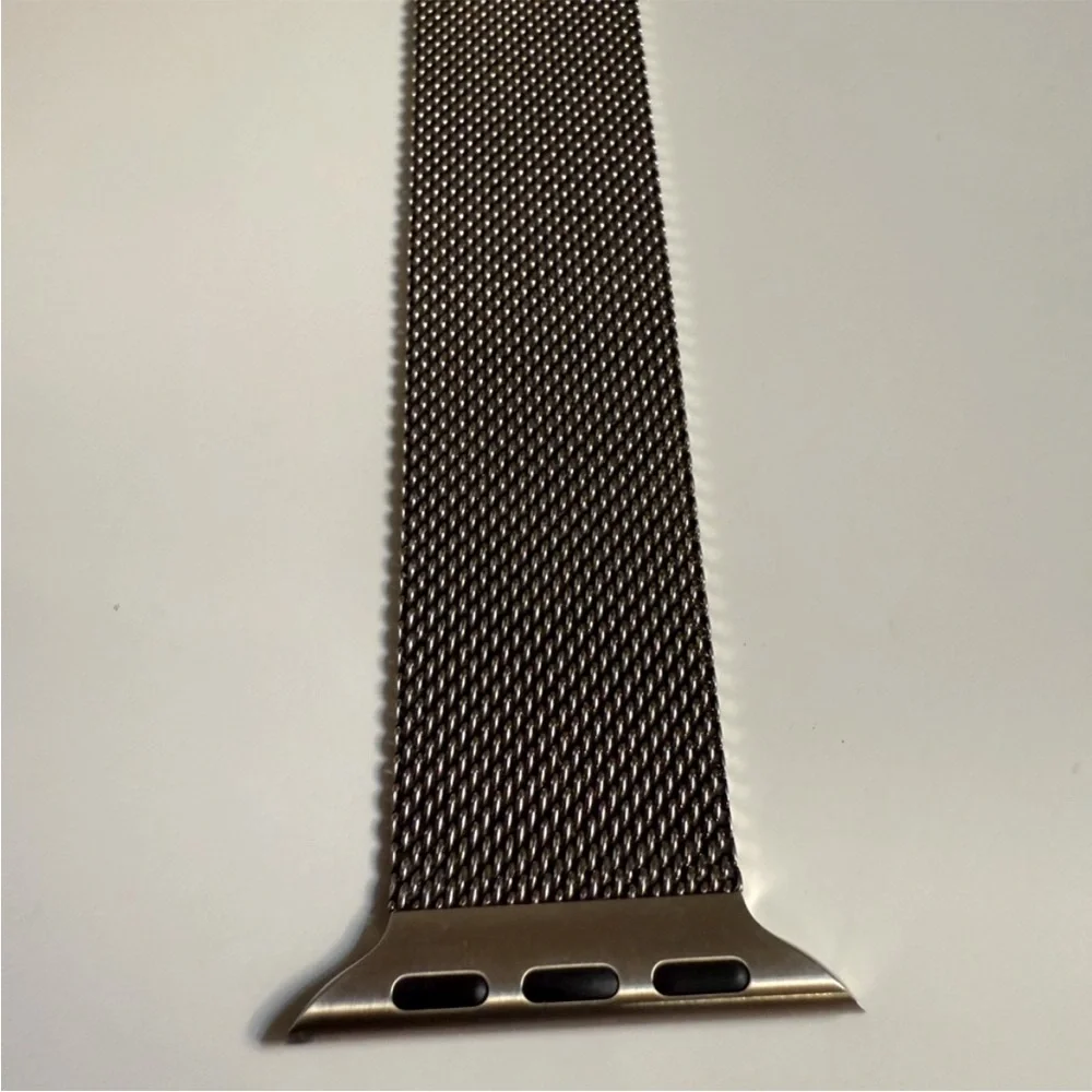 Gold Apple Watch Mesh loop Band